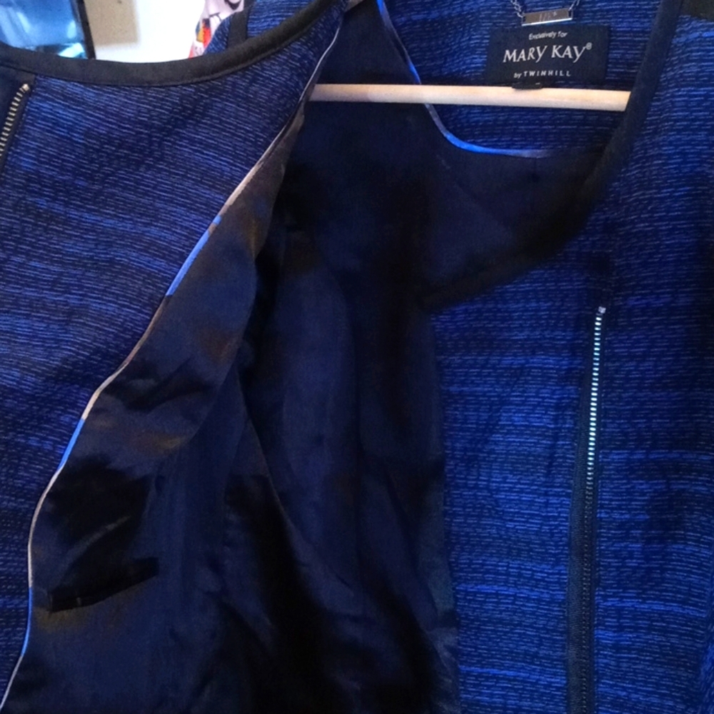 Mary Kay by Two hill Blue Blazer
